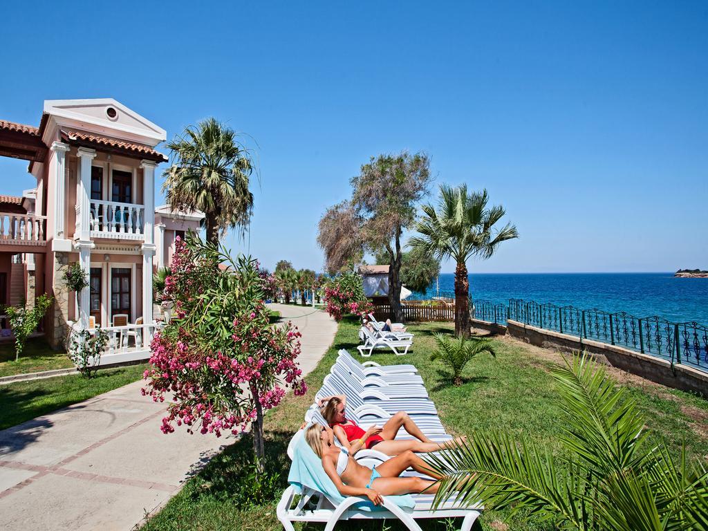 Club Tarhan Beach Didim Exterior foto