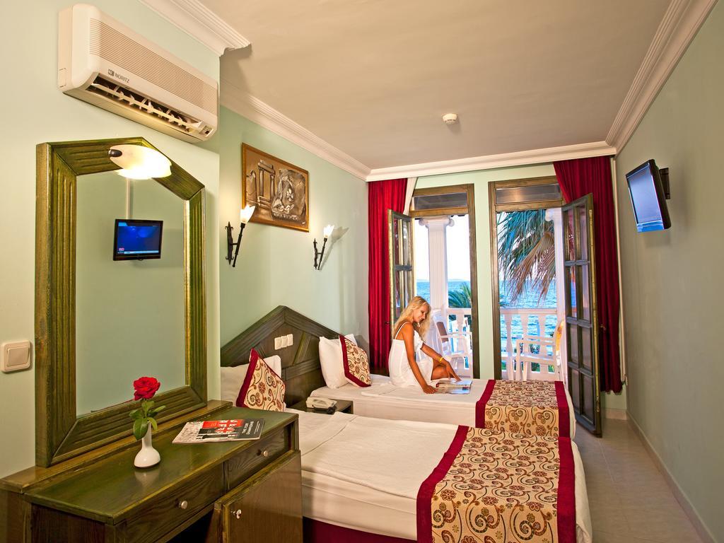 Club Tarhan Beach Didim Cameră foto